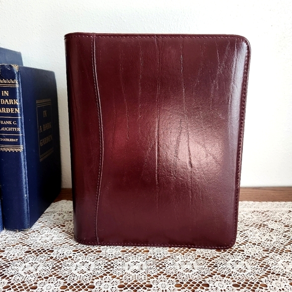 Elegant Burgundy Leather Binder - Picture 1 of 15